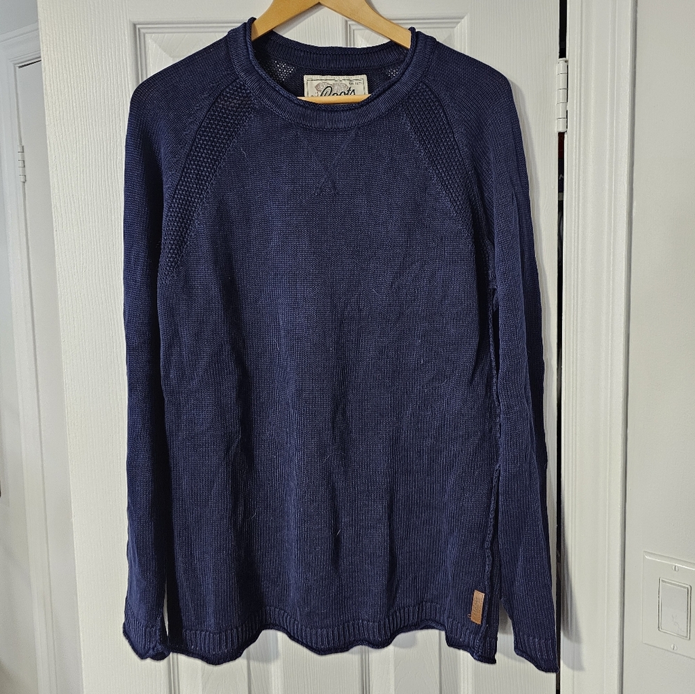Roots sweater